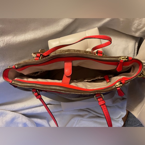 COACH Diaper / Gym / Laptop / Travel Shoulder Bag Tote - Picture 7 of 16